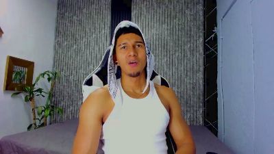 Matheo_Fit webcam model stream image