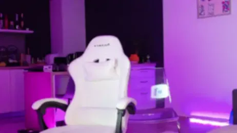 Lorennameliyy webcam model stream image