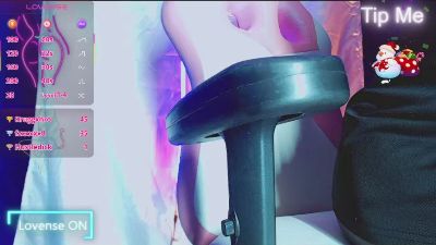 Kloe_cardashan webcam cam4 model stream image