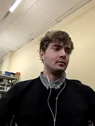 lucky_swimmer webcam model stream image