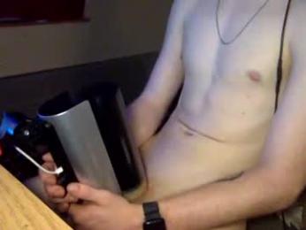 someonewith6 webcam model stream image