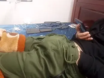 _-kur-_ webcam model stream image