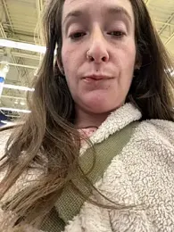 Mini_And_The_Bear webcam model stream image