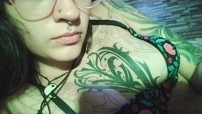 Kitty_and_Axel webcam model stream image