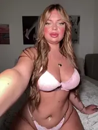 _Lilly_angel webcam model stream image