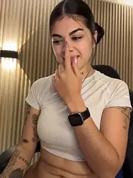 Sarasanders_4 webcam model stream image