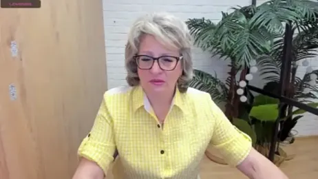 EvelynJoyful webcam model stream image