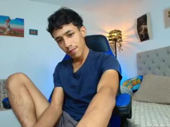 ostin_18hot webcam model stream image