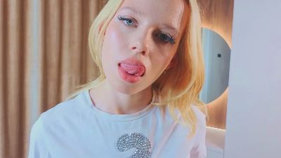 RozanneLapinta webcam model stream image