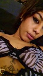 Pierreali webcam model stream image