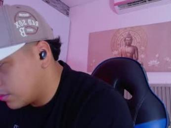 tom_muscle1 webcam chaturbate model stream image