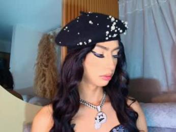 nahiavictoria webcam model stream image