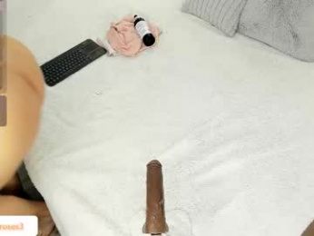 angiee_roses webcam model stream image