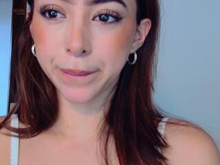 Alyssa Bonett webcam model stream image