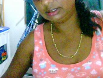 Anshia webcam bongacams model stream image