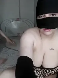 OYN-Dody webcam model stream image