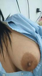 naturaltits19 webcam model stream image