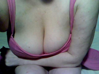 redcherry webcam bongacams model stream image