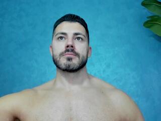 Cutler Q webcam model stream image