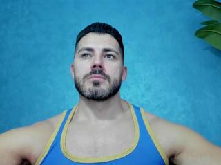 Cutler Q webcam model stream image