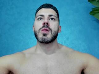 Cutler Q webcam model stream image