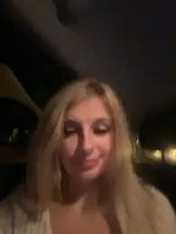 Betsy webcam model stream image