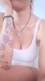 Tugerrera webcam model stream image