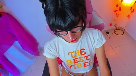 Madeline_21 webcam model stream image