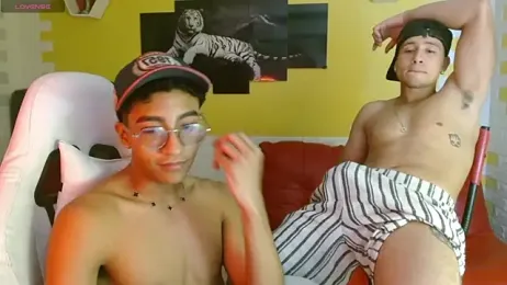 goldenjyj webcam model stream image