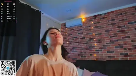 EmiliDen webcam stripchat model stream image