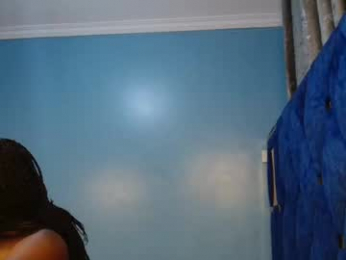 black_african_queen webcam model stream image