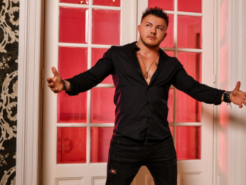 ChristopherRoss webcam livejasmin model stream image