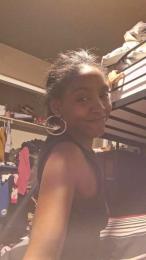 Liilmaamma webcam model stream image