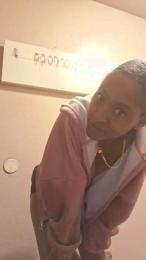 Liilmaamma webcam model stream image