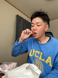 KAMESAN08 webcam stripchat model stream image