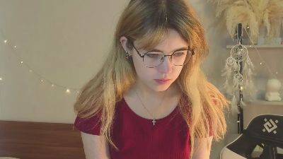 ElishaKebort webcam cam4 model stream image