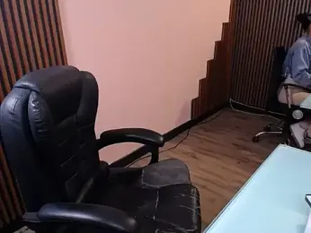 desk_desire webcam model stream image