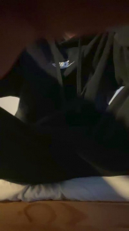 Tiago_570 webcam model stream image