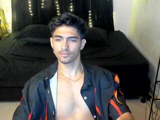 Zack Bonett webcam model stream image