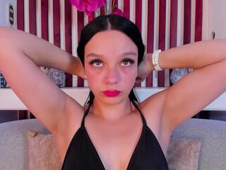 Valentinna Ferrer webcam model stream image