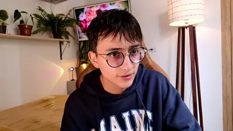 Sr_evann webcam model stream image