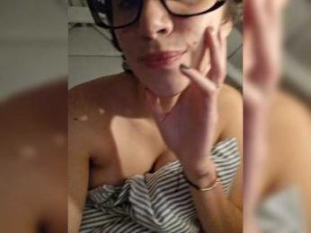 AntoniaDilune webcam model stream image