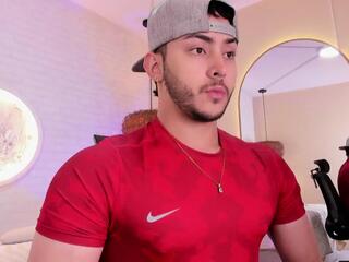 Dylan Crown webcam model stream image