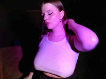 Somnolent-Horrns webcam model stream image
