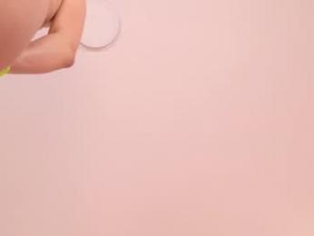 little_effy18_ webcam model stream image