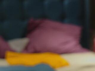 Alice Worthington webcam model stream image