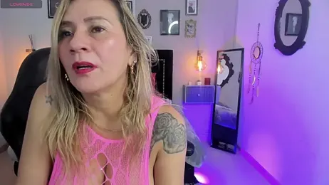 AtheneaRusell webcam model stream image