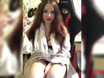 MollyGame webcam bongacams model stream image