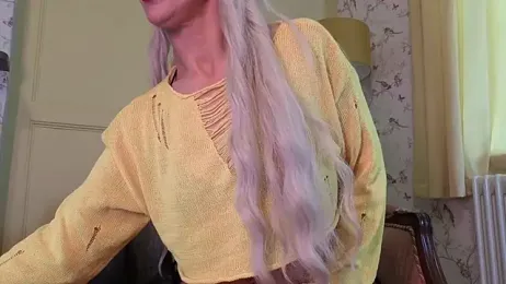 SereneXX webcam model stream image