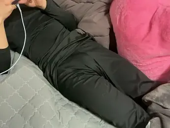 __kim webcam model stream image